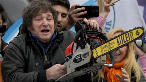 Chainsaw in hand, 'anarcho-capitalist' Javier Milei upends Argentina's politics - FRANCE 24 ...