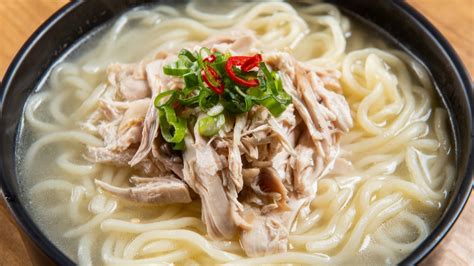 Kalguksu Recipe: Learn How to Make Kalguksu Noodle Soup - 2024 ...