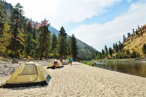 Idaho River Rafting Wilderness Trips with Mountain River Outfitters