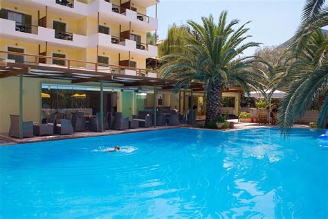 Cleopatra Beach Hotel Pool: Pictures & Reviews - Tripadvisor