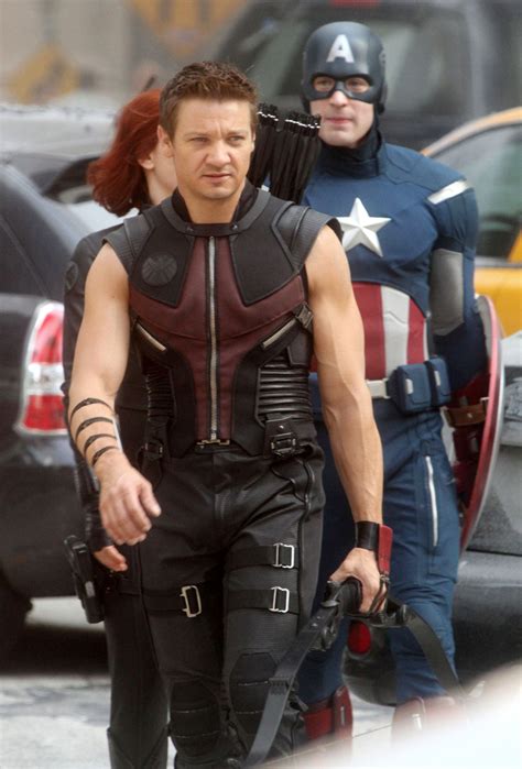 On set: The Avengers - Jeremy Renner Photo (30730678) - Fanpop