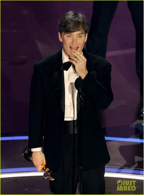 Cillian Murphy Wins Best Actor at Oscars 2024, Dedicates His Award to 'Peacemakers Everywhere ...