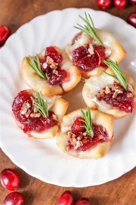 Cranberry Brie Bites | Recipe | Cranberry recipes, Cranberry bites, Fall appetizers easy