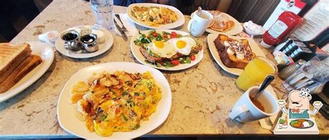 Grand Stage Diner in East Meadow - Restaurant menu and reviews