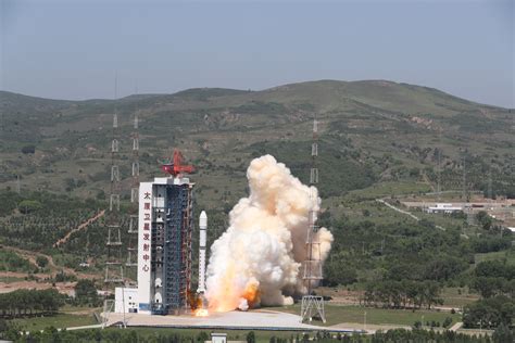 China launches 5 new satellites into orbits - SHINE News