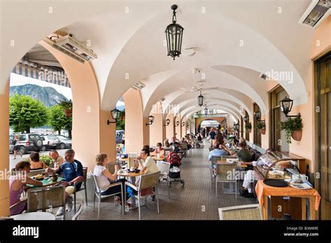 Lakefront Terrace Bar of the Hotel du Lac, Bellagio, Lake Como ...