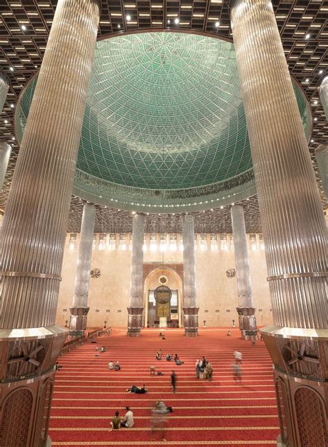 Interior of Istiqlal Mosque Jakarta in Indonesia Editorial Image - Image of saint, east: 264583940