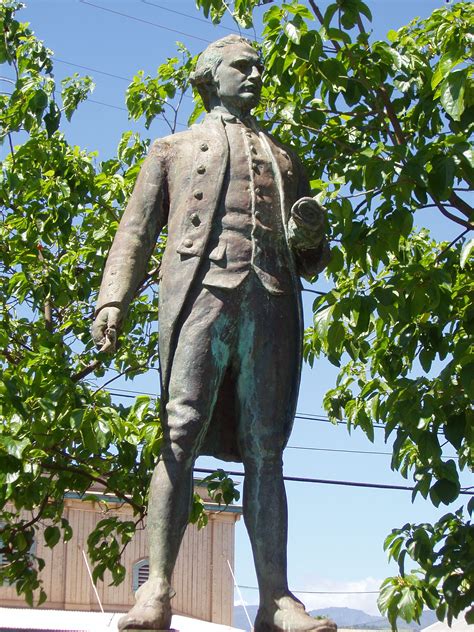 File:Captain James Cook statue, Waimea, Kauai, Hawaii.JPG - Wikimedia Commons