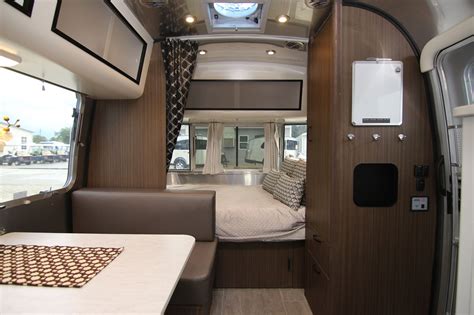 2020 Airstream Caravel 20FB 12562