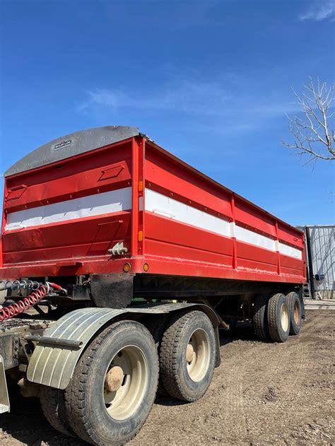 End dump trailer | Farming Equipment | Medicine Hat | Kijiji