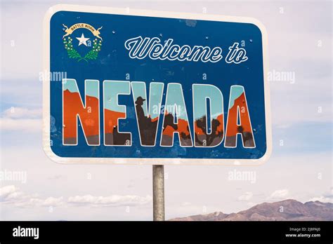 Welcome to Nevada Sign along the highway at the state border Stock ...