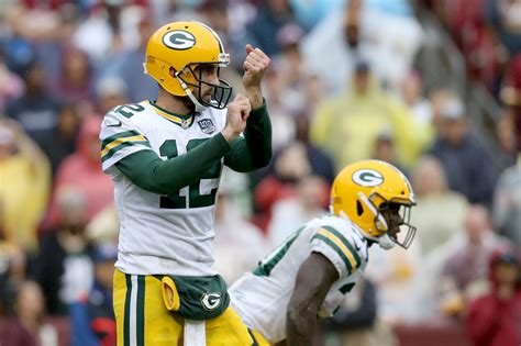 Green Bay Packers: Aaron Rodgers sounds off on critics