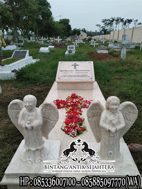 Makam Kristen Modern Satu Tingkat Dengan Patung Malaikat - Kerajinan ...