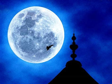 15 Stunning Images Of A Supermoon Taken In Different Locations