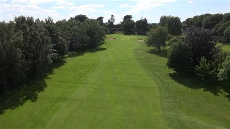 Kenilworth Golf Club Hole 13 - YouTube