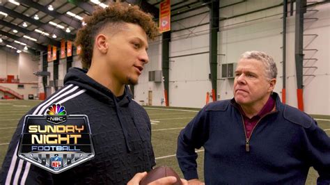 Patrick Mahomes recreates no-look pass, goes in-depth on football with Peter King | NFL | NBC Sports