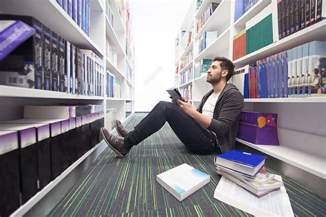 Siswa Belajar Di Perpustakaan Sekolah Manusia Memulai Pendidikan Foto Latar belakang Dan Gambar ...