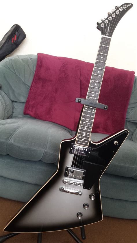 Gibson USA Explorer 2011 Silverburst "Thunderhorse" Brendon Small ...