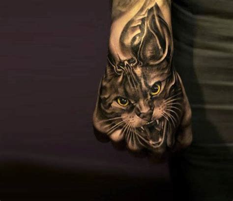 Wild cat tattoo by Victor Portugal | Post 3232