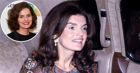 Jackie Kennedy's Granddaughter, Rose Kennedy Schlossberg, Looks Just ...