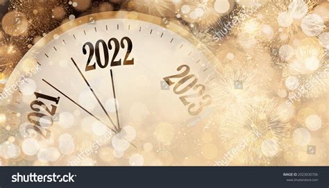 Clock Counting Last Moments New 2022 Stock Photo 2023030706 | Shutterstock