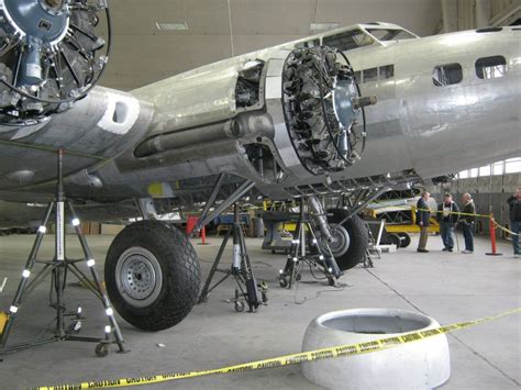 B-17G Memphis Belle | The Lexicans