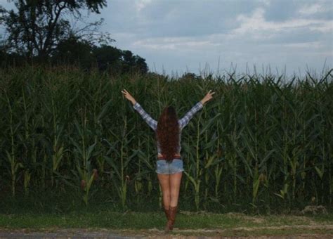 Corn field photo shoot Photo Shoot, Corn, Field, Photography ...