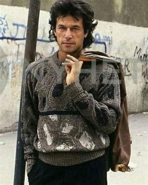 Sunday nostalgia: PM Imran Khan looks fetching in this 'old time' photo