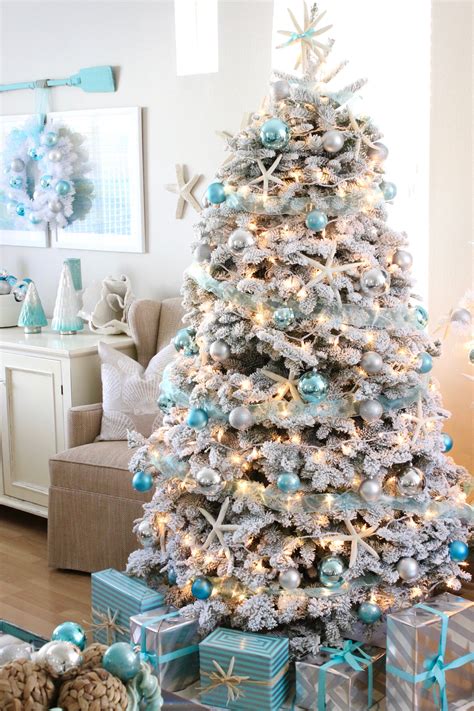 Coastal Beach Themed Christmas Tree - pic-corn