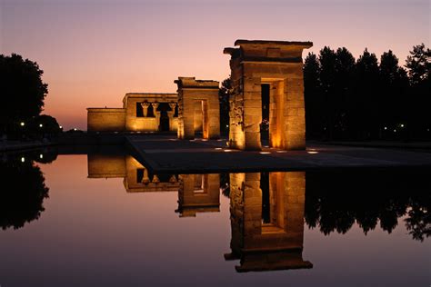 La foto de la semana: El Templo de Debod | Editorial - Ediciones La librería