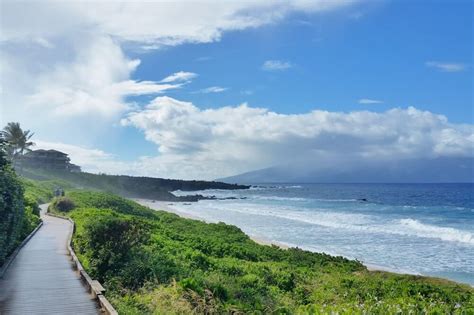 9+ things to do in Kapalua Maui (views!) 🌴 quiet walk, beaches, scenic ...