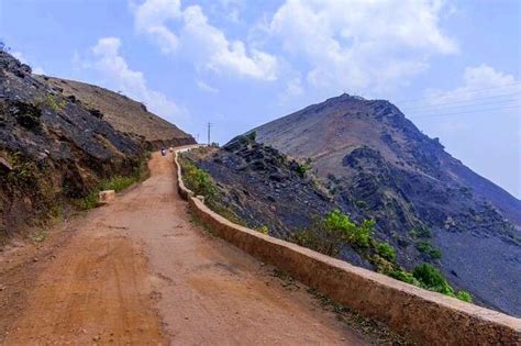 Mullayanagiri Trek 2023: A Trip To The Highest Peak Of Karnataka