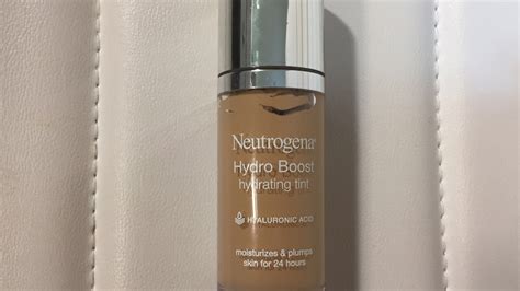 NEW NEUTROGENA HYDRO BOOST FOUNDATION REVIEW - YouTube