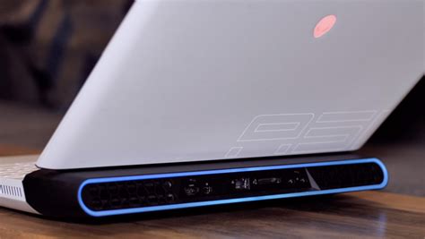 Alienware Area 51m Review: Modularity Never Looked this Good | Beebom