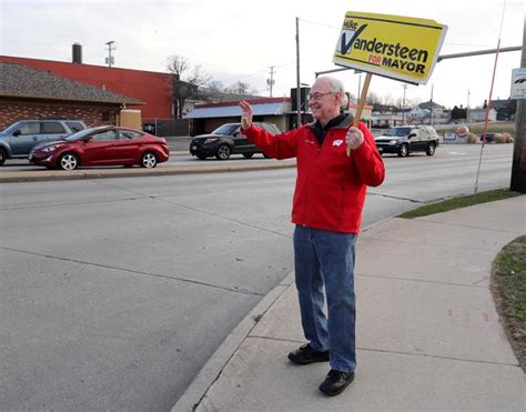 Sheboygan mayor election: Ryan Sorenson beats Mike Vandersteen