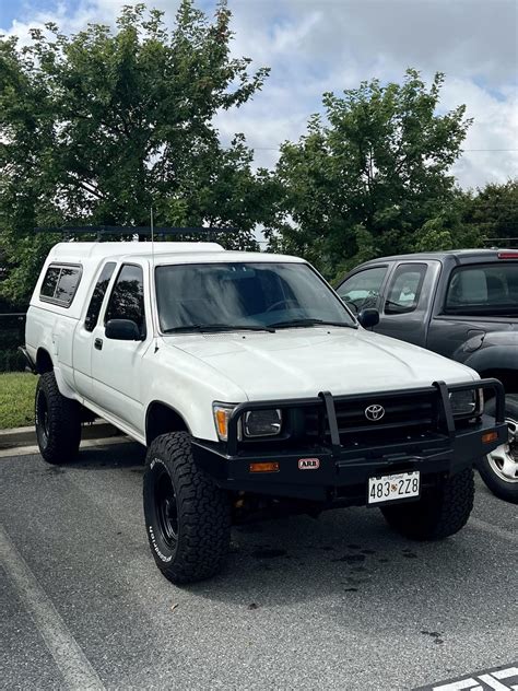 here’s my 92 :) : r/ToyotaPickup