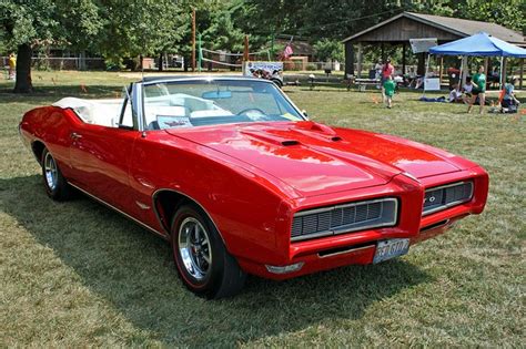 1968 Pontiac GTO Convertible (4 of 12)