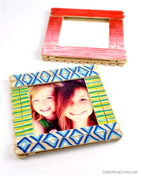 Craft Stick Photo Frames DIY | Club Chica Circle - where crafty is contagious