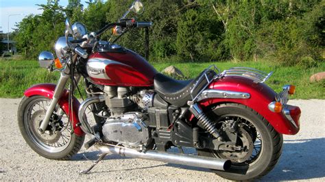 Triumph Triumph Bonneville America - Moto.ZombDrive.COM