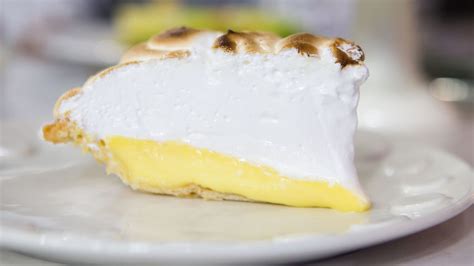 Lemon Meringue Pie - TODAY.com