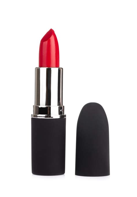 Ultimatte red lipstick - Sensient Beauty
