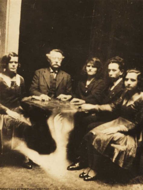 The Fabulous Fox Sisters and the Birth of the Victorian Séance | Dusty Old Thing