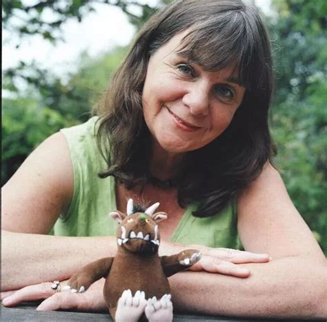 Gruffalo author Julia Donaldson helps Aston Tower Primary pupils in new reading scheme ...