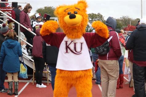 KU mascot Avalanche inspires Golden Bears