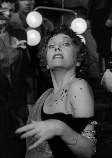 Gloria Swanson as Norma Desmond in Sunset Blvd | Silent film, Movie ...