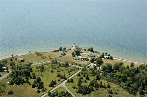 Cape Vincent Lighthouse in Cape Vincent, NY, United States - lighthouse ...