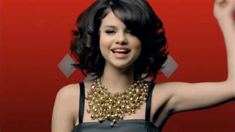 Selena Gomez & The Scene - Naturally 4k - YouTube