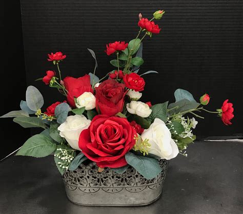 Red and White in Lacy Tin by Andrea Summer Flower Arrangements, Flower Arrangements Center ...