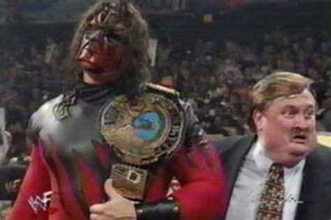 On this date in WWF history: Stone Cold Steve Austin wins his title back from Kane on Raw ...