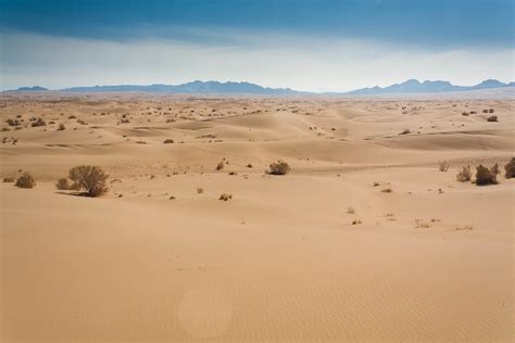 Dasht-e Kavir | Dasht-e Kavir is your stereotypical desert, … | Flickr